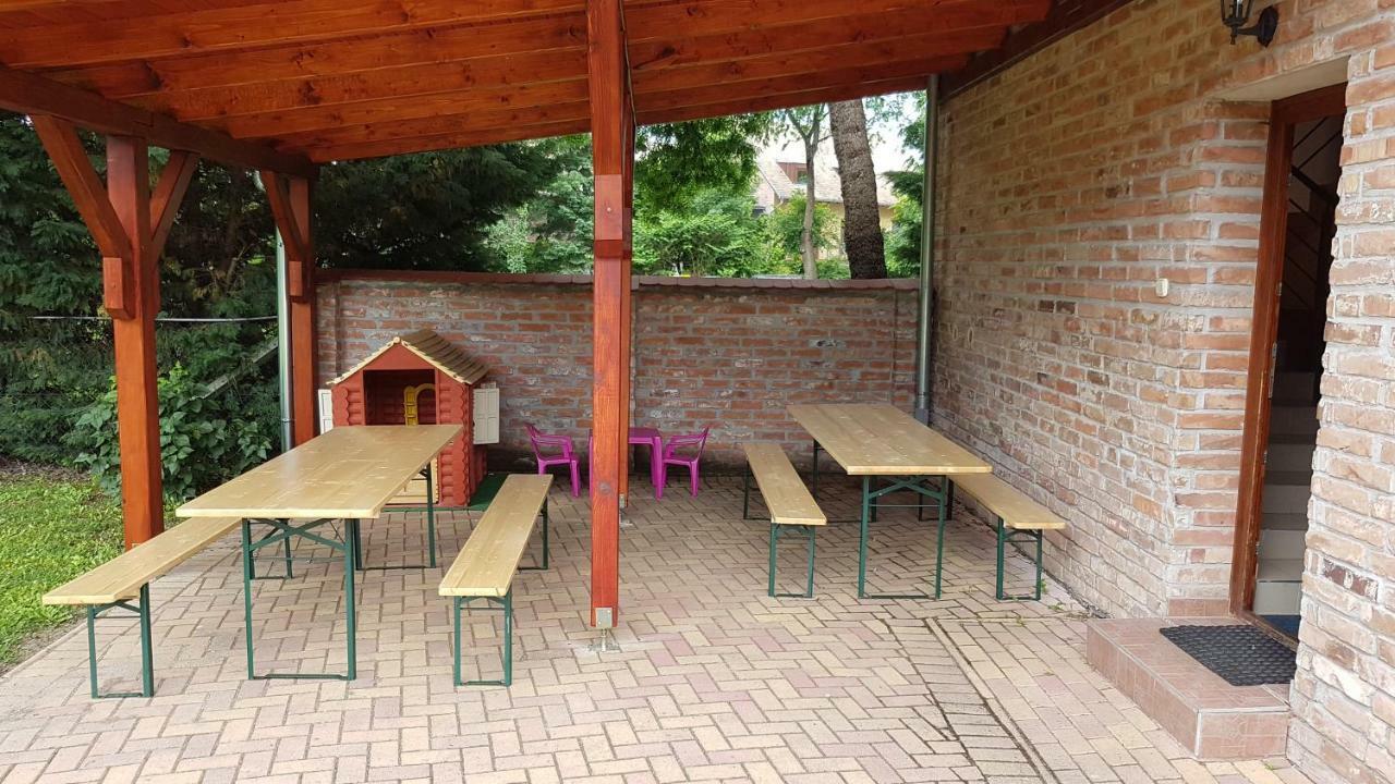 Gyulai-Fuerdo-Apartman Ii. Exterior photo